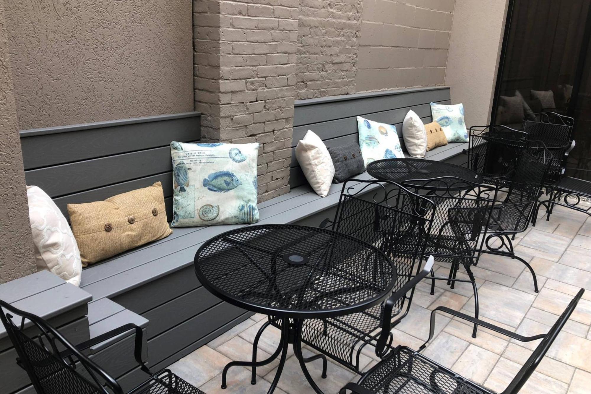 Hotel Courtyard Waterbury Downtown Esterno foto